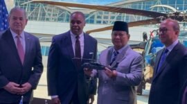 Menteri Pertahanan RI Prabowo Subianto menyaksikan penandatanganan MoU pembelian F-155EX. (Dok. Tim Media Prabowo Subianto)