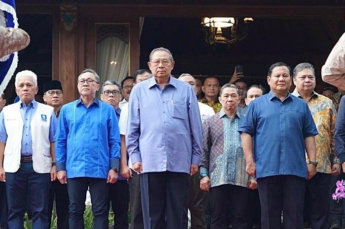 Keluarga besar Koalisi Indonesia Maju menerima Silahturahmi dari Presiden RI ke - 6 Susilo Bambang Yudhoyono bersama Agus Harimurti Yudhoyono. (Facbook.com/@Airlangga Hartarto)
