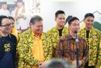 Partai Golkar menyatakan mendukung Wali Kota Solo, Gibran Rakabuming Raka, sebagai cawapres dari Ketum Gerindra, Prabowo Subianto. (Facbook.com/@Airlangga Hartarto)

