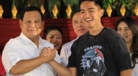 Ketua Umum Partai Gerindra Prabowo Subianto bertemu dengan Ketua Umum Partai Solidaritas Indonesia (PSI) Kaesang Pangarep. (Facbook.com/@Prabowo Subianto )
