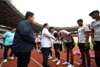 Menteri Pertahanan, Prabowo Subianto selaku Pembina Garudayaksa Football Academy menandatangani perjanjian kolaborasi dengan Aspire Academy asal Qatar. (Dok. Tim Media Prabowo)