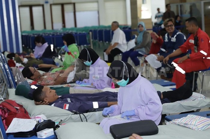 Bakti sosial donor darah menjadi agenda rutin PT Kilang Pertamina Internasional (KPI) RU IV Cilacap . (Dok. Pertamina.com)