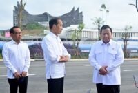 Rapat perdana Sidang Kabinet bersama Jokowi beserta menteri Kabinet Indonesia Maju di IKN, Kalimantan Timur. (Dok. Tim Media Prabowo)