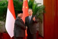 Presiden Prabowo Subianto melakukan pertemuan bilateral Dengan Ketua Kongres Rakyat Nasional (National People’s Congress) RRT Zhao Leji. (Facebook.com @Setkab RI)