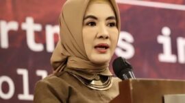 Diperiksa KPK, Mantan Direktur Utama Pertamina Nicke Widyawati Tak Beri Komentar Soal Pemeriksaannya