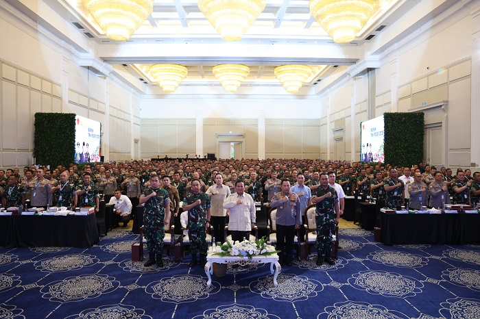 Presiden RI Prabowo Subianto memberikan pengarahan pada Rapat Pimpinan TNI-Polri 2025. (Dok. Tim Meida Prabowo)
