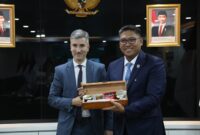 Wamentan Sudaryono dalam pertemuan bilateral dengan Wamentan Agentina Agustin Tejeda Rodriguez membahas peluang kerja sama. (Dok. Kementan)