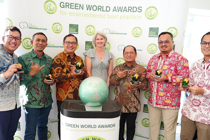 PHE OSES, PHE ONWJ, dan tiga lapangan Pertamina EP di Jawa bagian barat, yakni Tambun Field, Subang Field dan Jatibarang Field, masing-masing berhasil mendapat penghargaan internasional bergengsi Green World Awards, yang diselenggarakan di Auckland. (Dok. Pertamina)