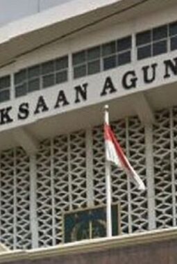 Kasus BBM Merak: Riza Chalid Tersangka, Kejagung Fokus Kerja Sama Internasional