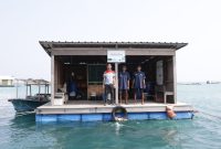 PHE OSES melalui Program Palu Gada memberikan bantuan rumah apung yang dimanfaatkan oleh masyarakat Pulau Panggang sebagai fasilitas budidaya maggot.. (Dok. PHE)