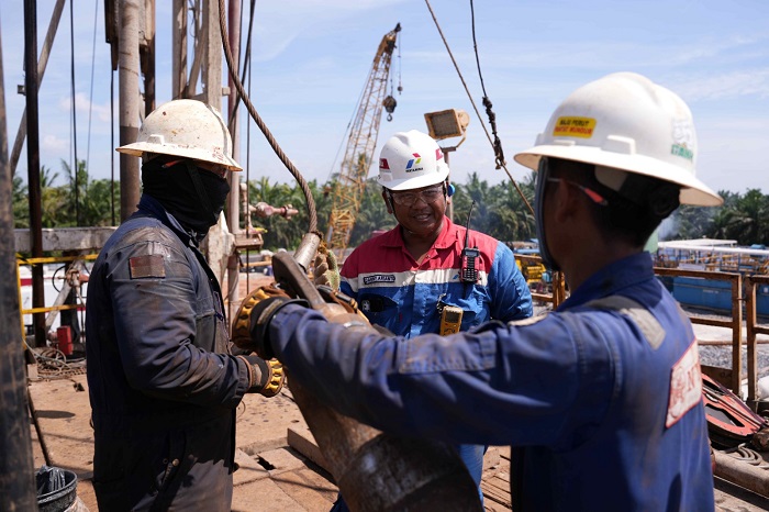 Aktivitas pengeboran Sumur PPS-020 oleh RIG NYT-19 di Muaro Jambi. Operasi selesai 21 hari dengan capaian Zero NPT. (Dok. PT Pertamina EP)