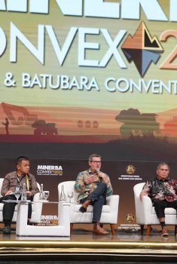 PT Sumbawa Timur Mining Soroti Peran Penting Eksplorasi dalam Ketahanan Mineral Kritis di Minerba Convex 2025
